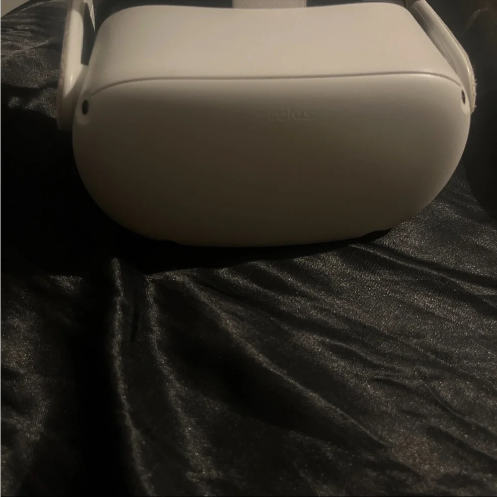 Oculus quest 2. I bought this 1 year ago and only used it 5 times.